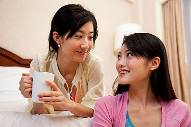 非洲女人与牛zoxo交,非洲神秘习俗：女性与牛亲密接触有何意义？-1